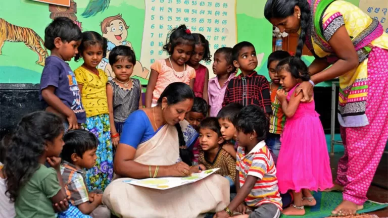 Kolar Anganwadi Recruitment 2024: ಮಹಿಳೆಯರಿಗೆ ಬೃಹತ್‌ ಉದ್ಯೋಗಾವಕಾಶ; 513 ಅಂಗನವಾಡಿ ಕಾರ್ಯಕರ್ತೆ, ಸಹಾಯಕಿ ಹುದ್ದೆ ಖಾಲಿ ಇದೆ 4